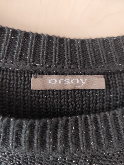 Sweter ze srebrną nitką Orsay S