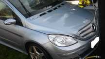 Mercedes B klasa W 245 Maska kol. 391
