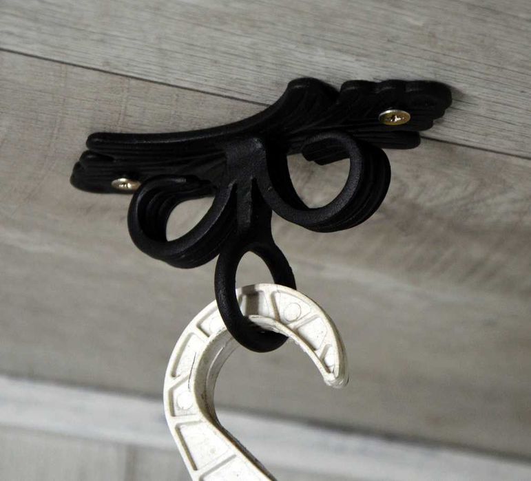 Wieszak Hak Uchwyt sufitowy kuty na doniczkę (W25)