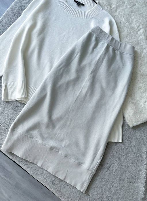 Сіра спідниця Zara Розмір М