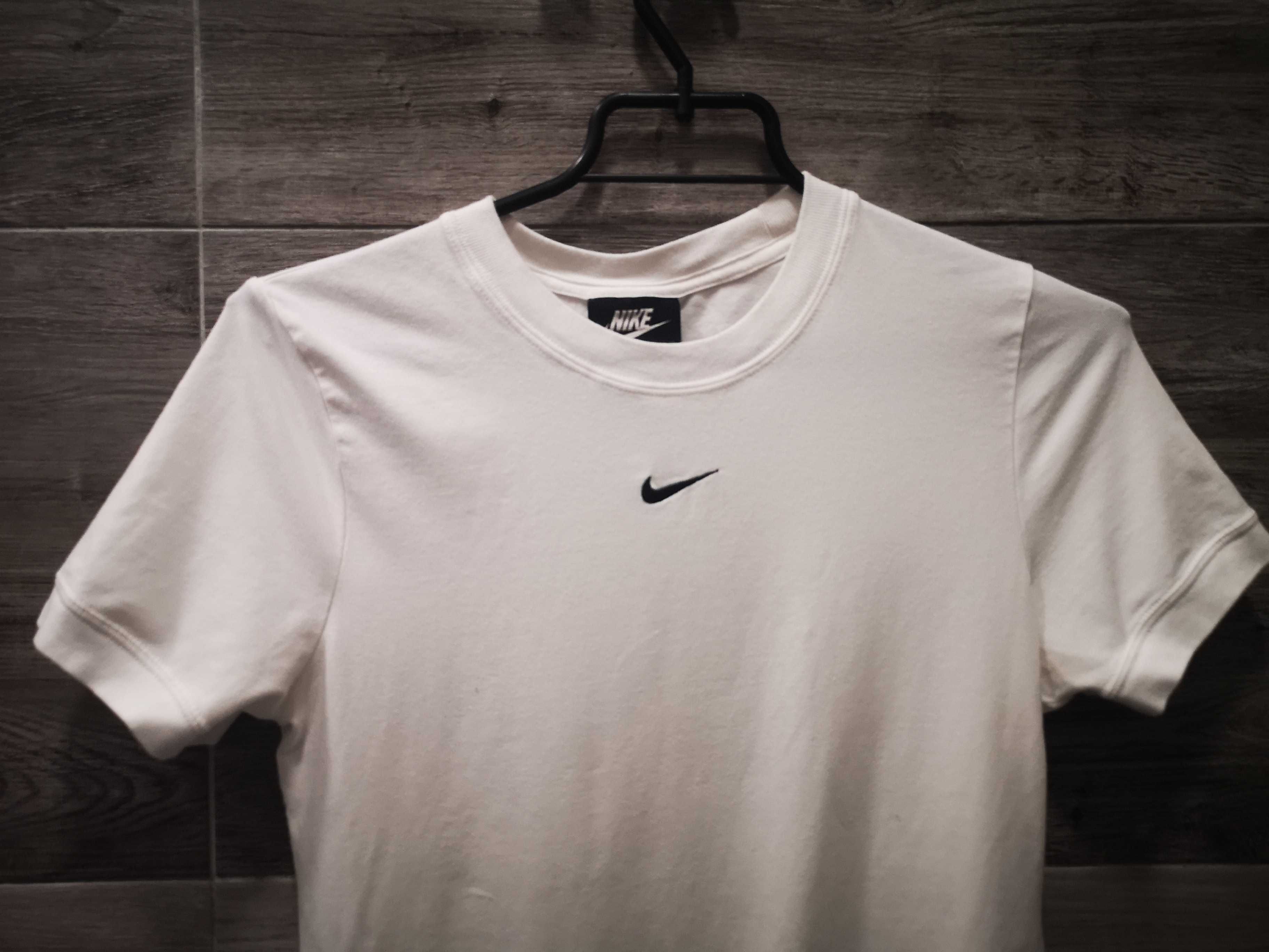 Nike- swietne body M