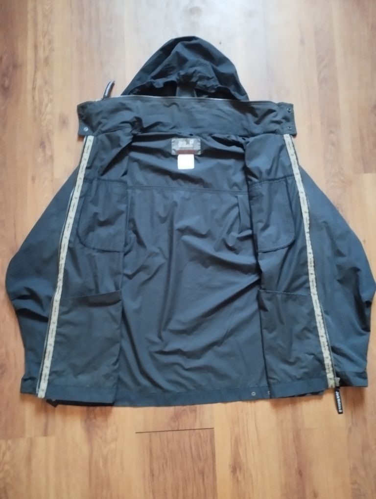 Оригінальна чоловіча куртка jack wolfskin