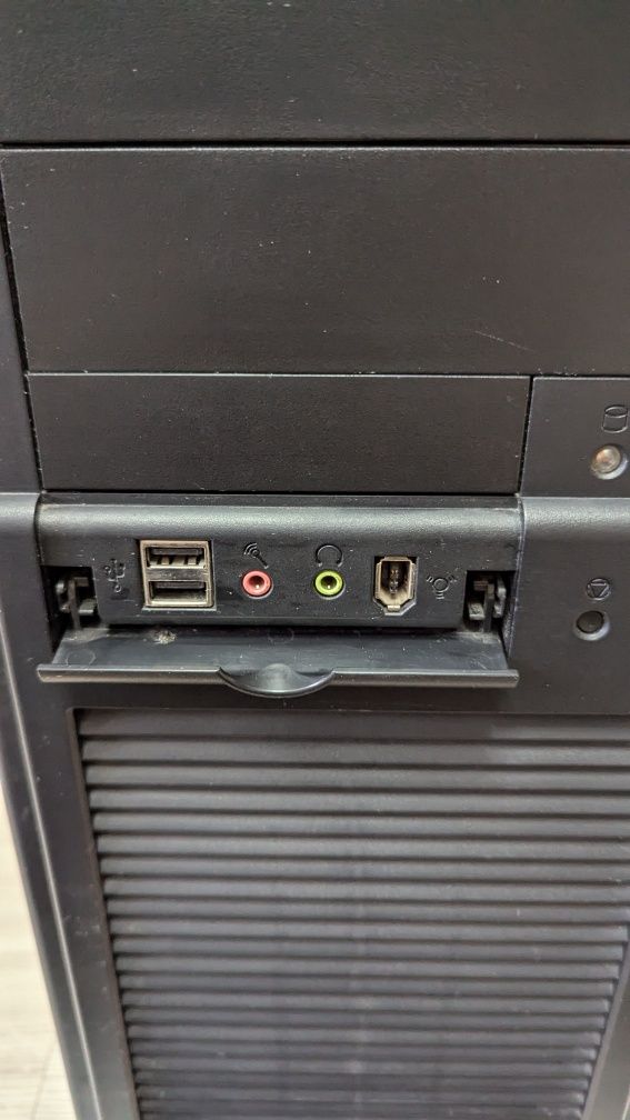 Стационарный компьютер:
Заголовок: Компьютер I7 2600K/ P67X / 24Gb DDR