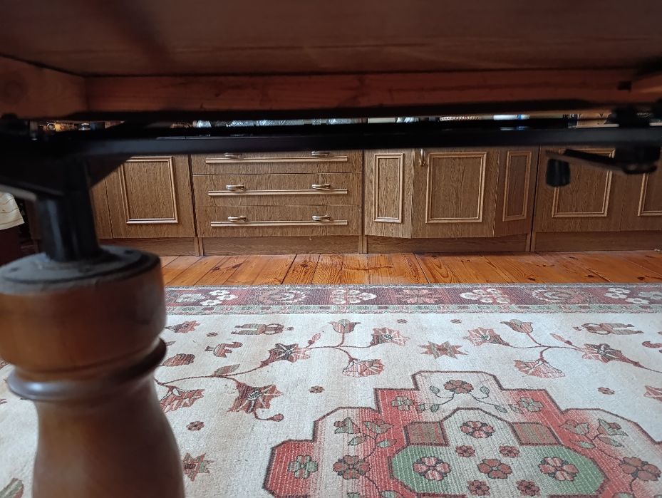 Ława rozkładana jako stół