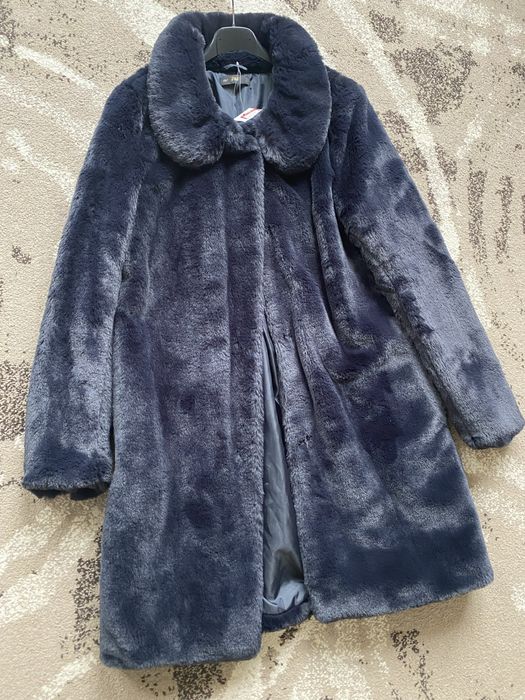 Шубка легка від F&F