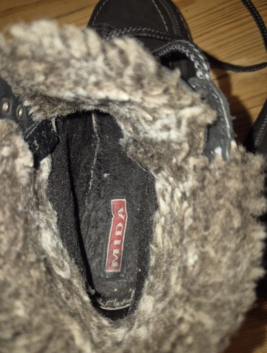 Зимові жіночі сапожки