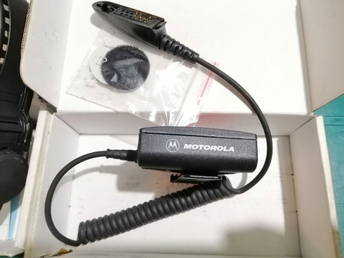 Система связи Savox HC-1 и кнопка PTT Motorola.