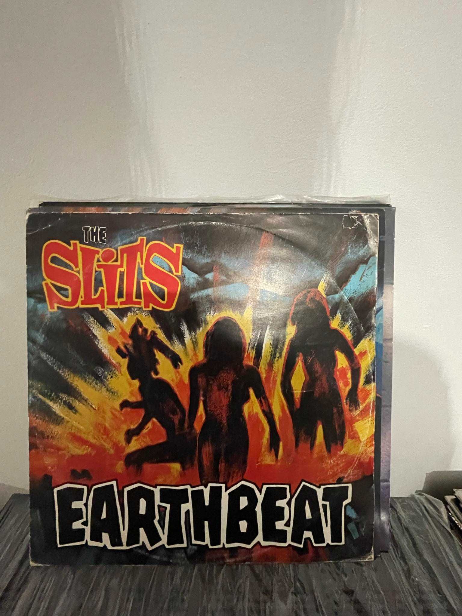 The Slits – Earthbeat