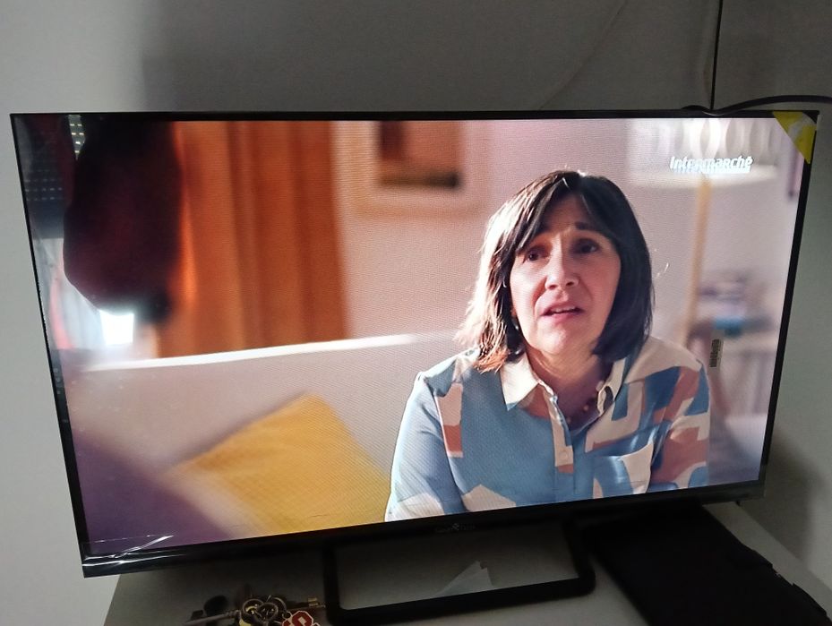 TV smarttech 32 película no ecrã ainda