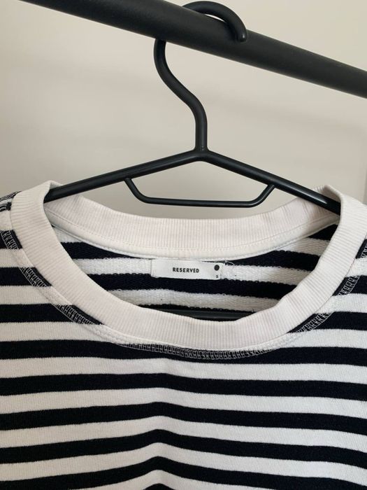 Кофта чорно-біла в полоску