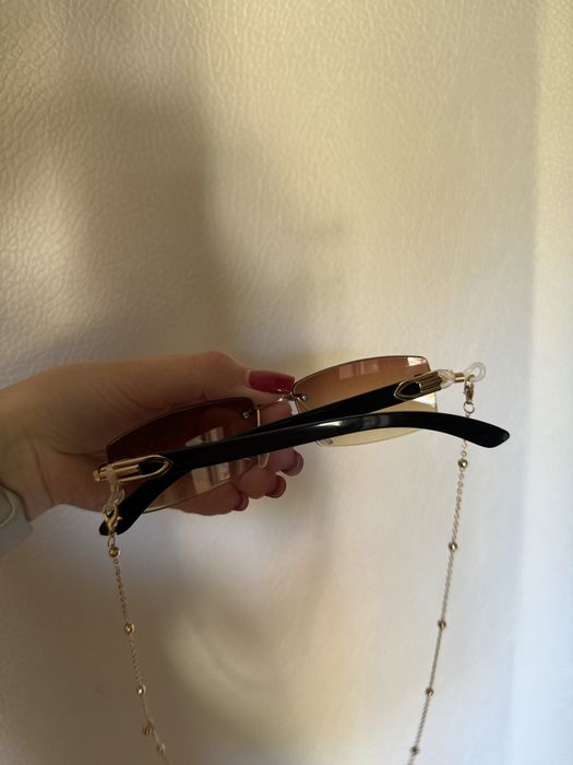 Продам солнцезащитные очки