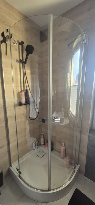 Kabina prysznicowa  z brodzikiem 80x90 cersanit.