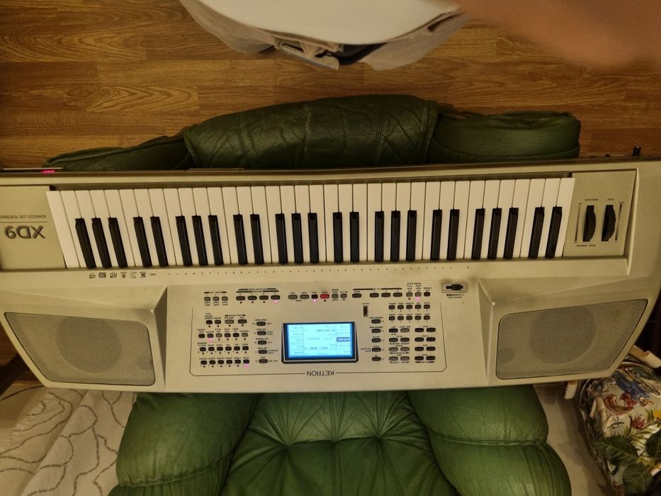 Teclado ketron xd9