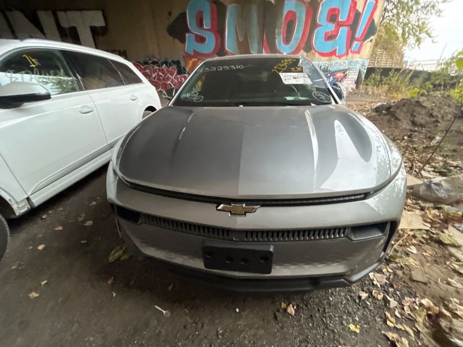 Розборка Chevrolet Equinox 2024 / Шевроле Еквінокс / Передній бампер