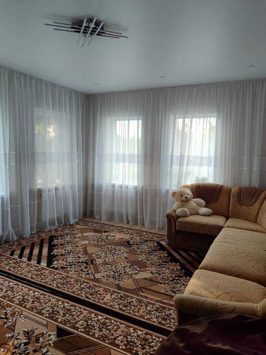 Продам будинок м. Глухів