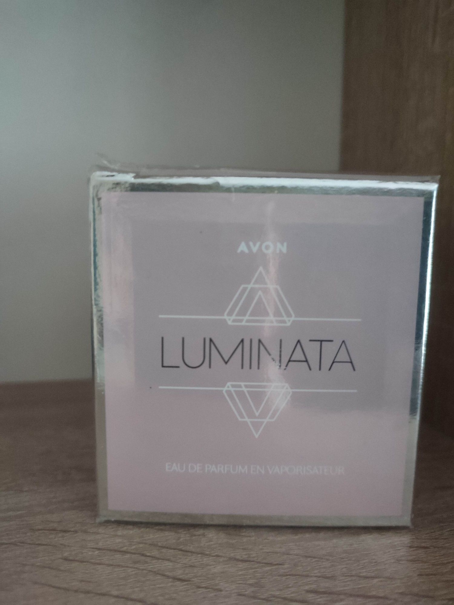 Avon Luminata woda perfumowana 50 ml NOWA w folii
