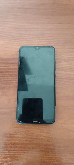 Продам редмі 8 на запчастини