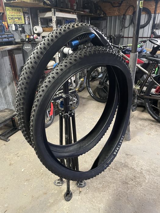 Opony Specialized Fast track control T5