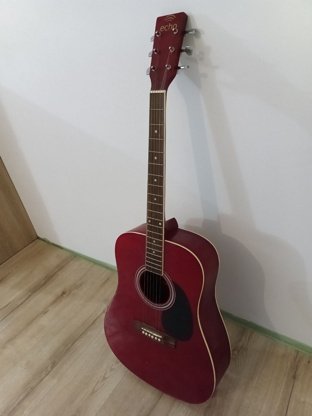 Gitara akustyczna Echo