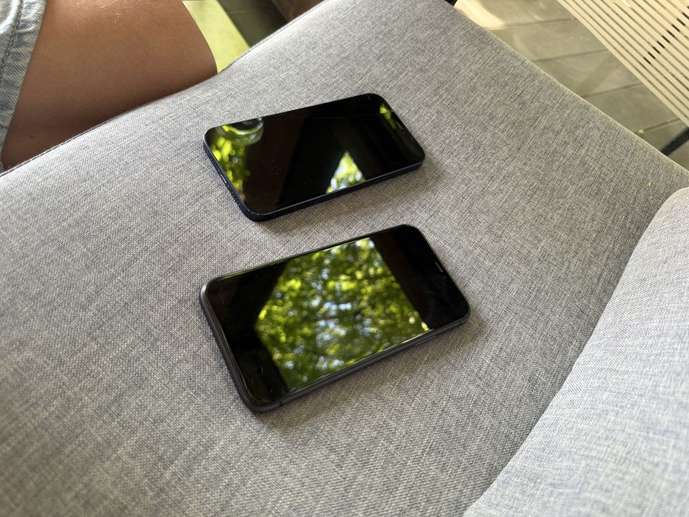 IPhone 12 128gb / IPhone 11 64gb