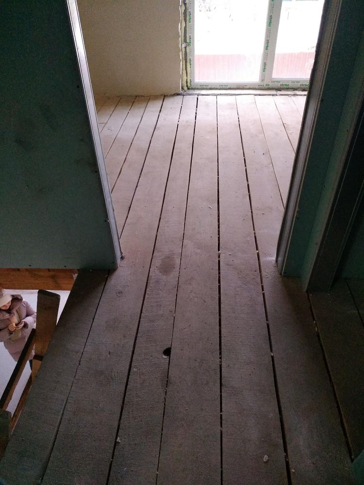 Будинок в баварському стилі в передмісті (дуплекс, котедж містечко)