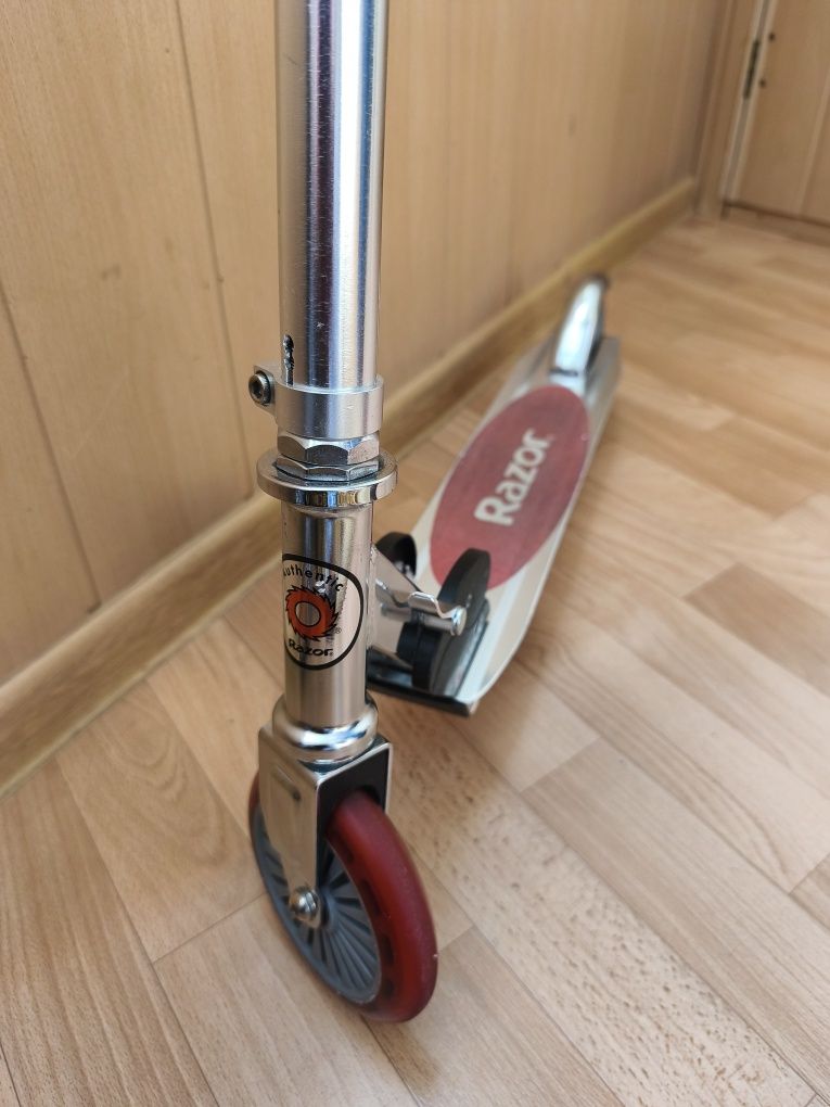 Самокат трюковый Razor A125GS