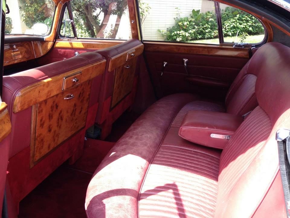 Jaguar MK X 1956 (com diração assistida)