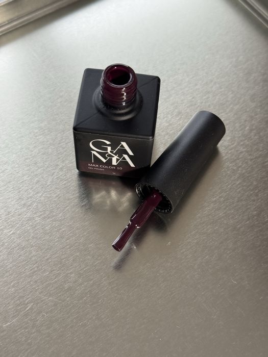 Продаю гель лаки повні банки Gama 10 ml