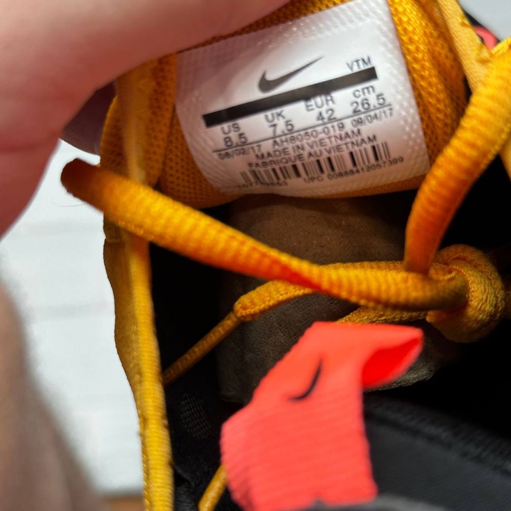 Кросівки nike air max 270