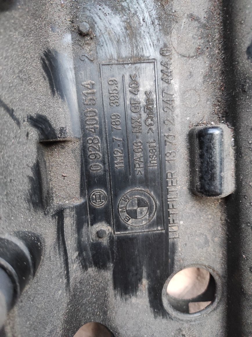Клапанна кришка бмв X3 X5 3.0 дизель M57 BMW