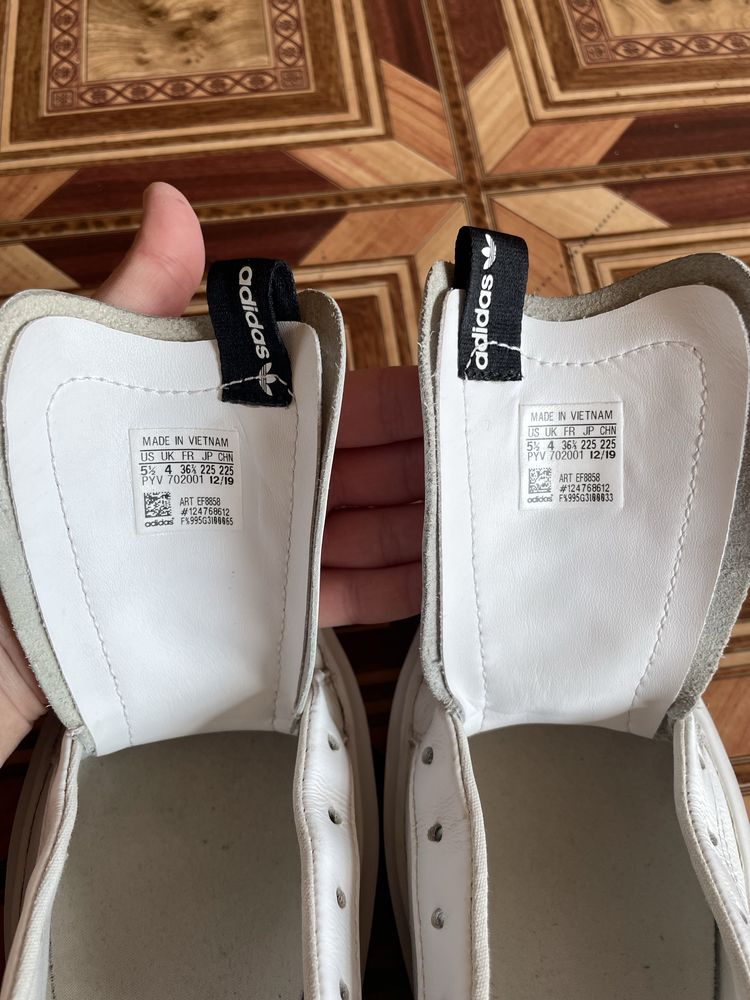 Кроссівки Adidas originals оригінал