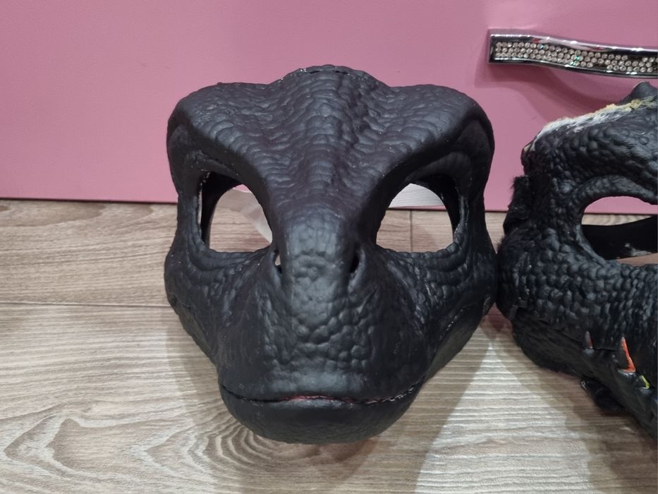 Маски Фуррі, Фурри динозавр.