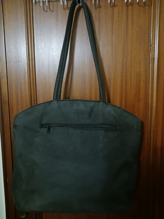 Mala tiracolo preta grande