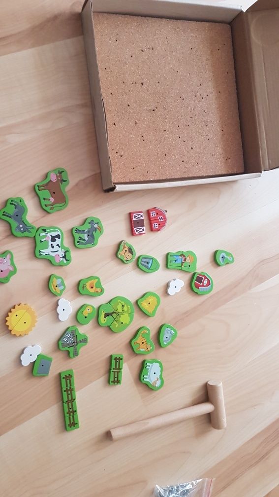 Zestaw gier i puzzli