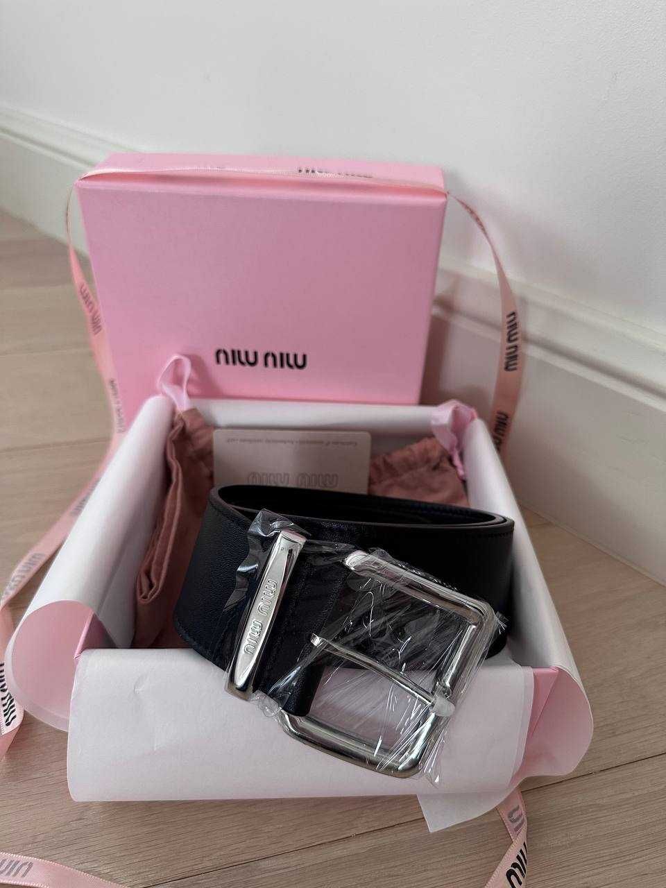 Одяг, взуття, аксесуари - BOLLE, MIU MIU, DIOR
