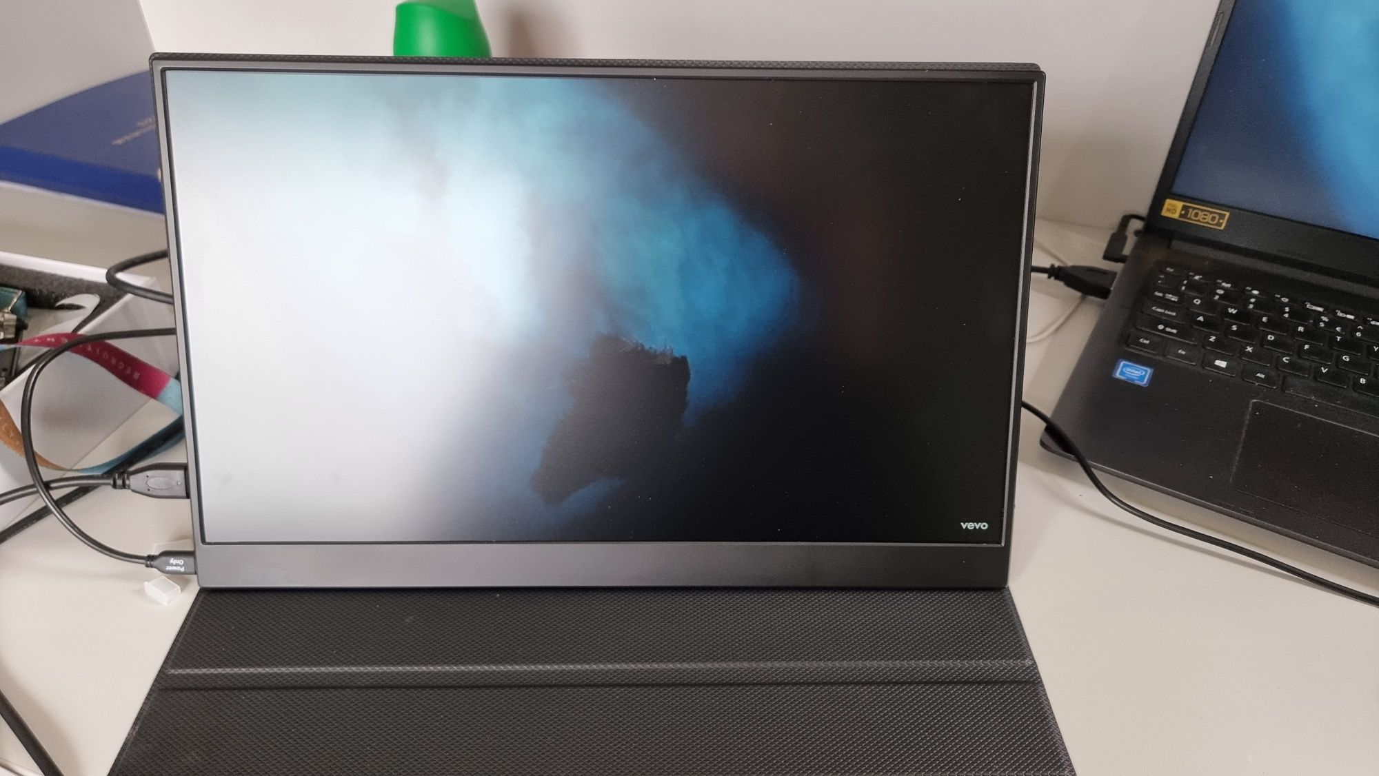 Monitor portable 15,6" HONGO