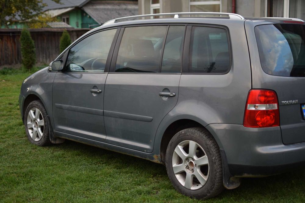 Volkswagen Touran