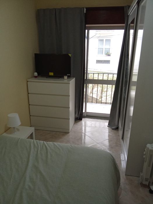 Quarto disponível em Sao Domingo De Rana