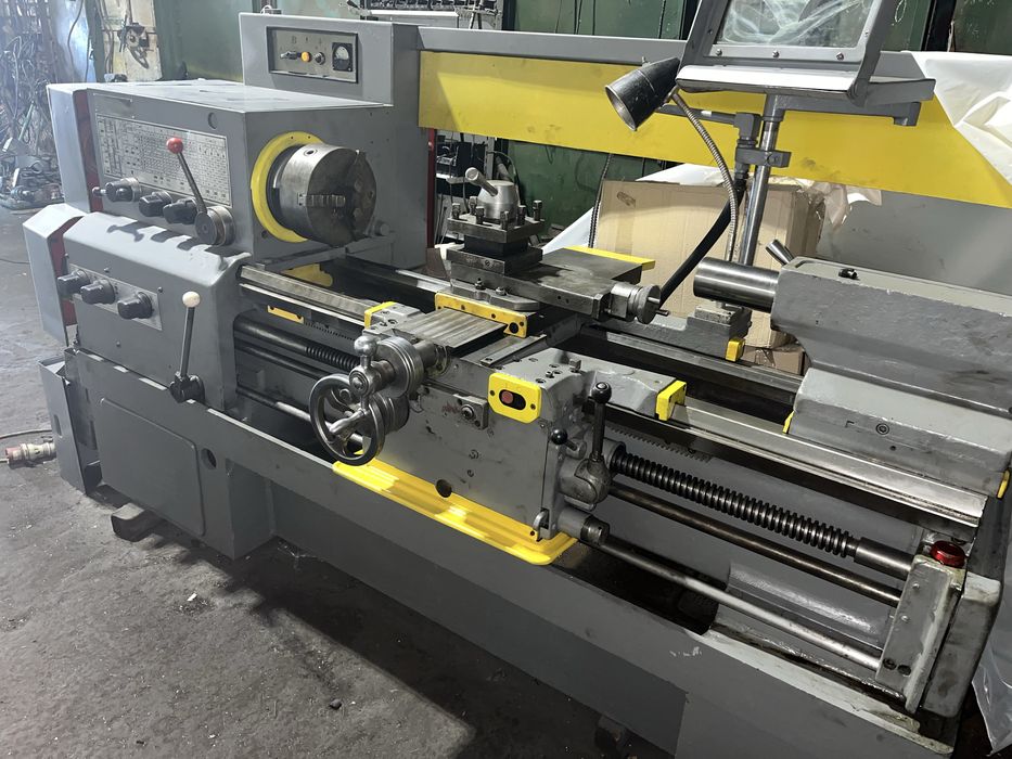 Токарный станок 16к20п рмц 1000 с автоподачей малого суппорта.
