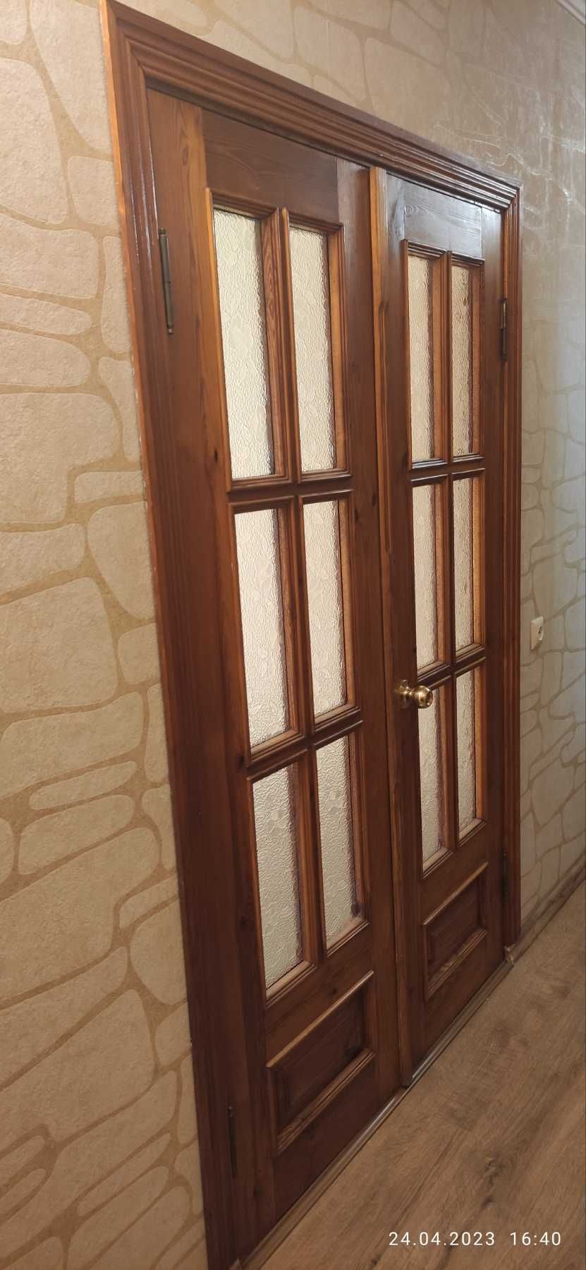 Продам деревянные межкомнатные двери