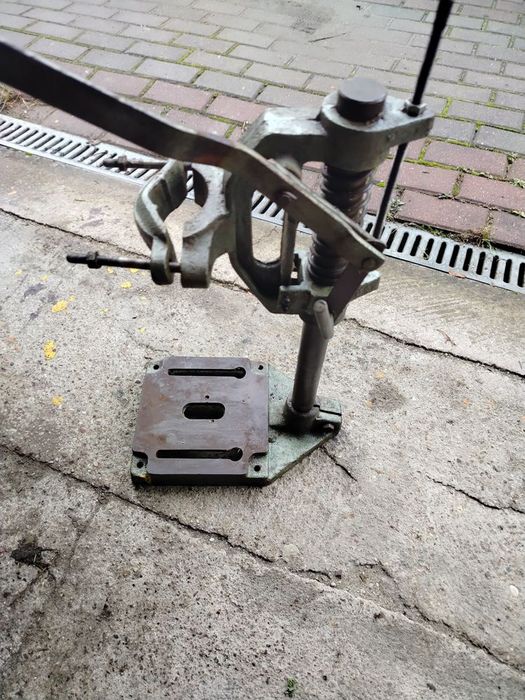 Masywny stojak do wiertarki 15 kg