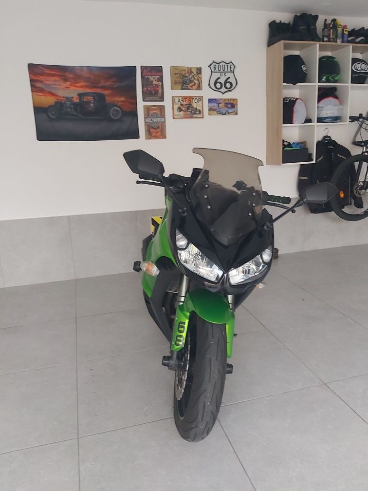 Kawasaki z 1000 sx