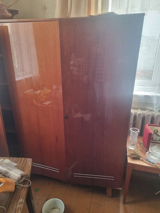 Шафа на самовивіз