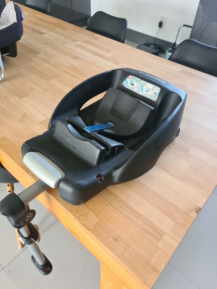 Fotelik,nosidełko,  baza maxi cosi easy base 2