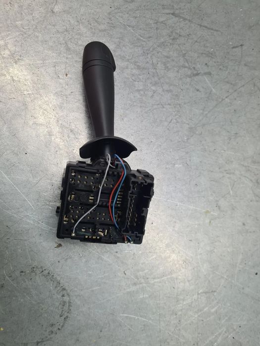 Manípulo do limpa vidros RENAULT Twingo III (BCM_)