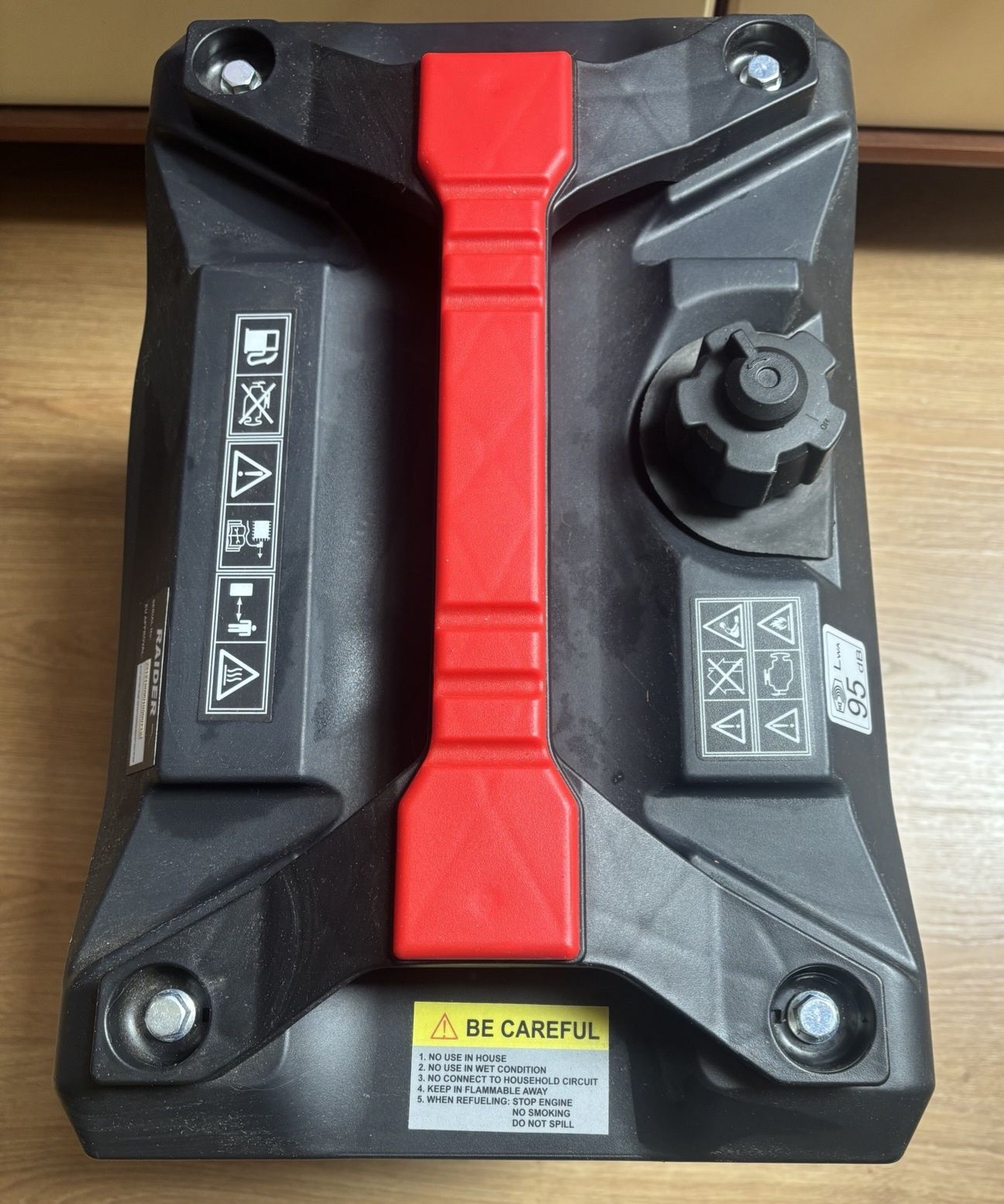 Продам інверторний генератор Raider 2.5квт