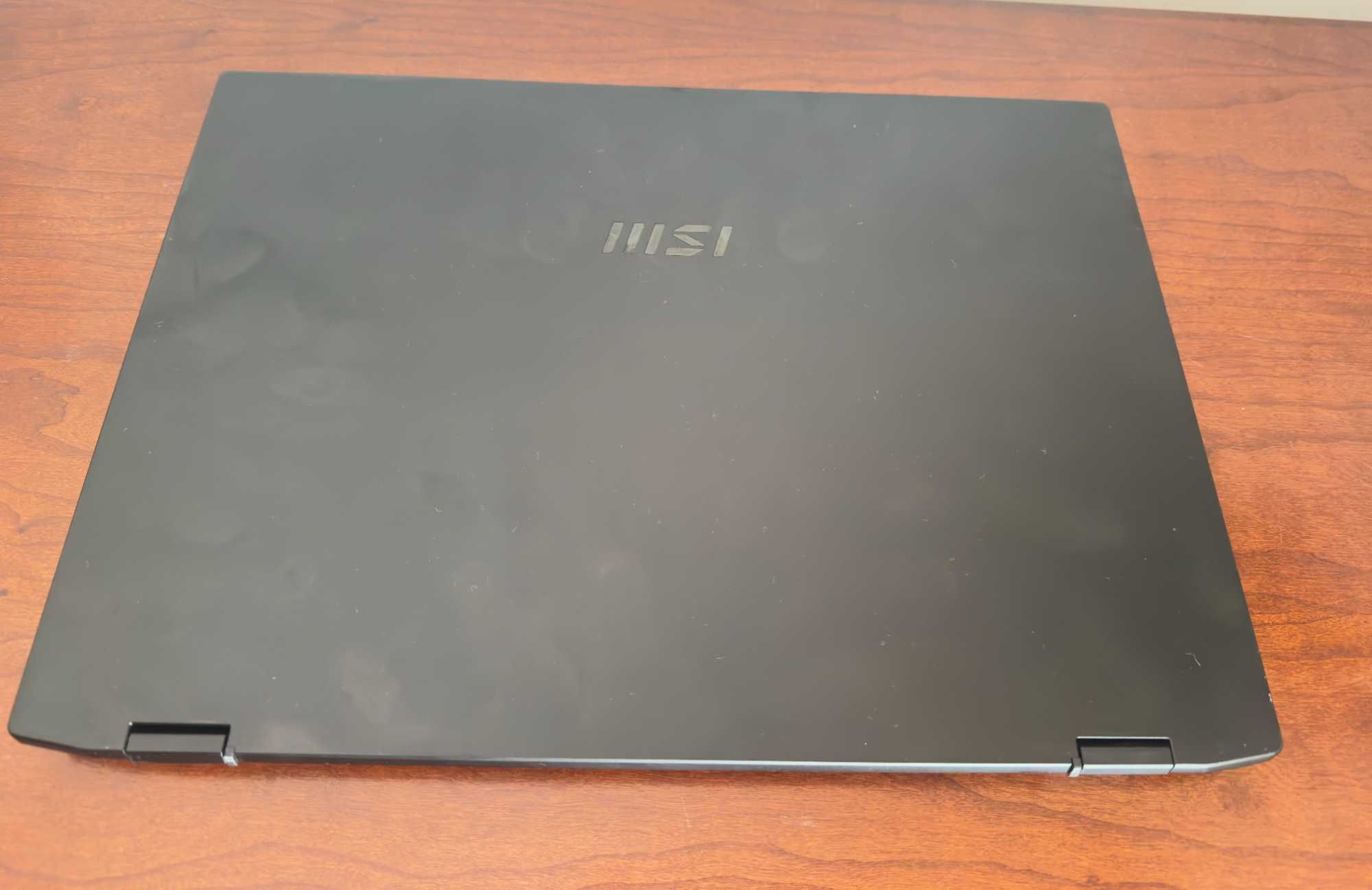 MSI Summit E16 Flip 16" 2.5K Tactil|i7-1360P|32Gb Ram|Ssd 1Tb|RTX4050|