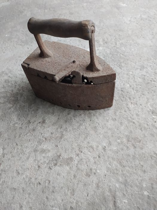 Утюг      .     ,