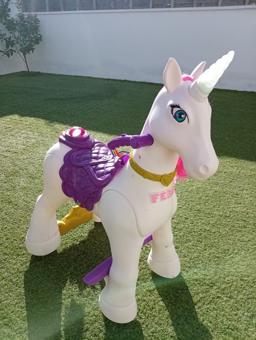 Cavalo Unicórnio Feber
