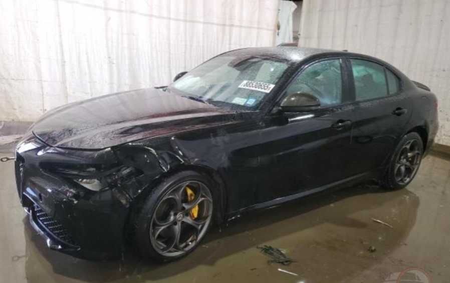 Бампер Alfa Romeo Giulia розбор шрот альфа ромео джуліа запчасть
